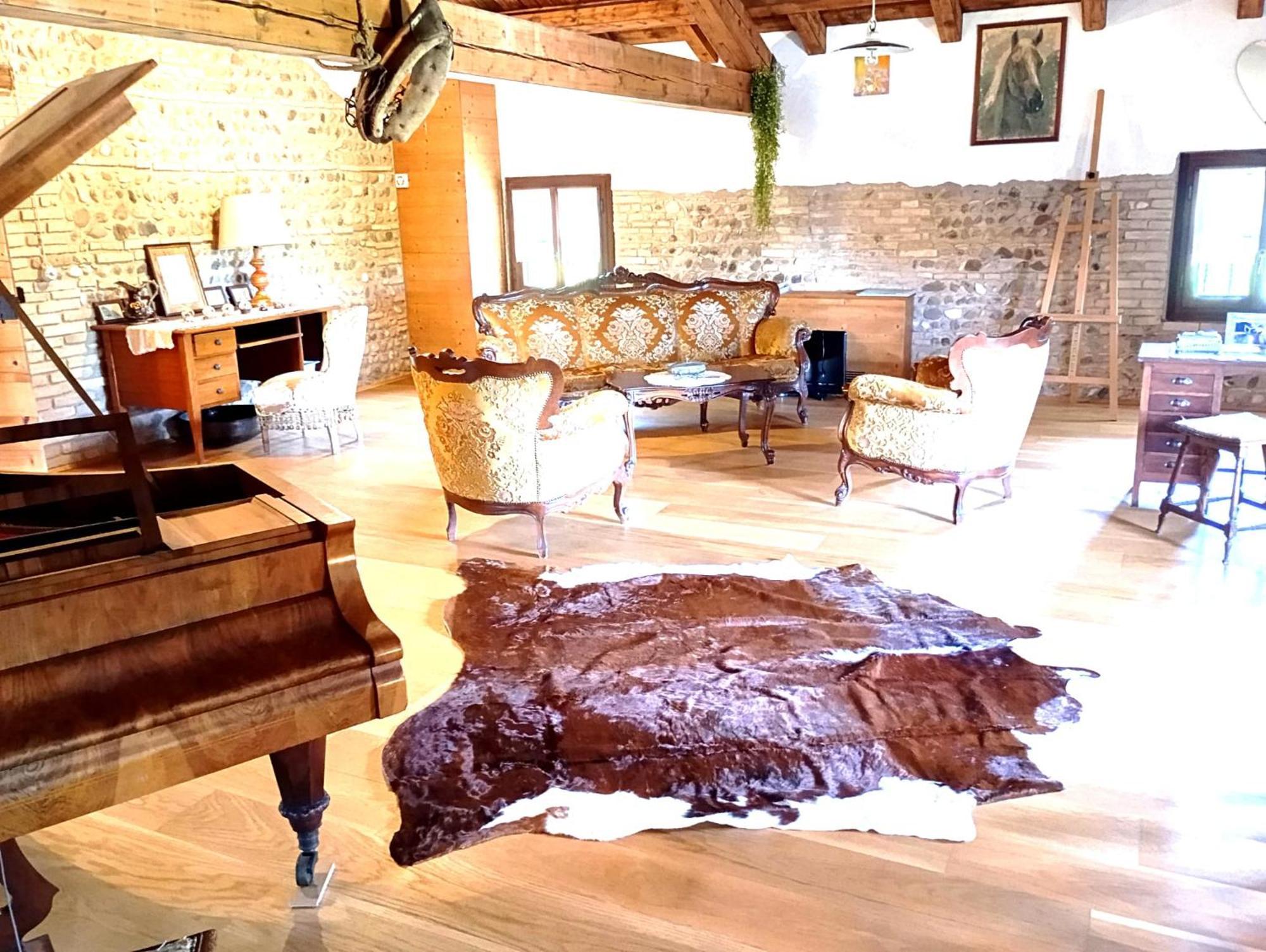 La Regina Del Bosco Vila Rivignano Exterior foto